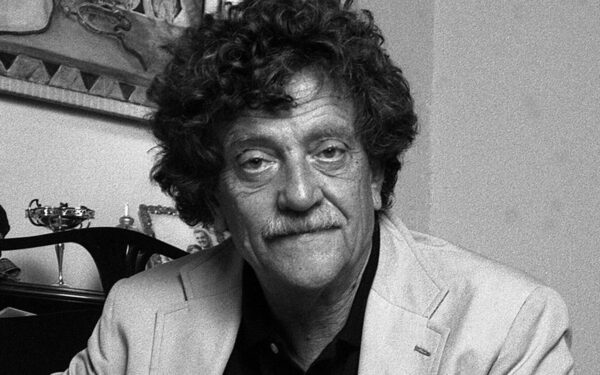Why You Should Read Kurt Vonnegut: His Best Novels
